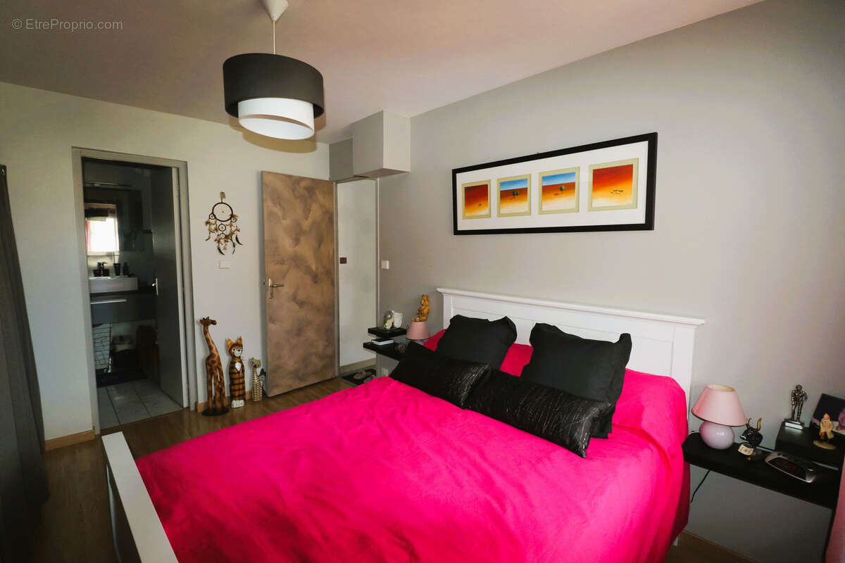 Maison à VER-LES-CHARTRES