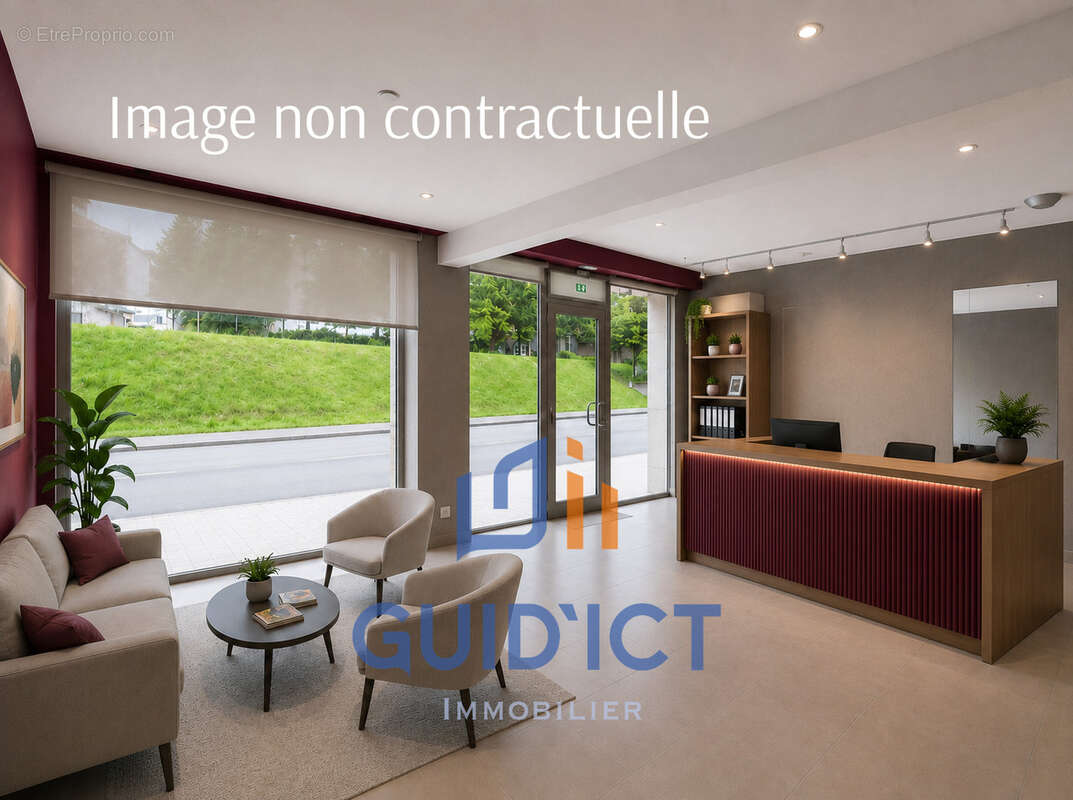 Local professionnel modulable   Idéal professions libérales, cabinet médical, bureaux   Grande vitrine   Rodez - photo 3