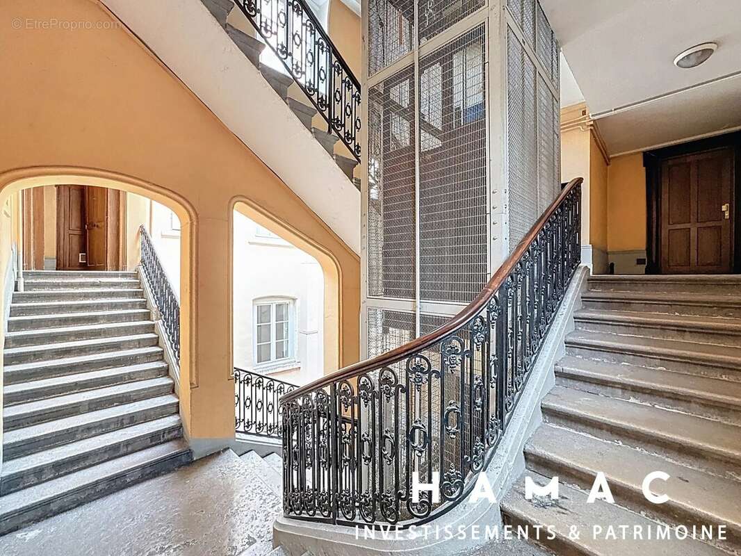 Appartement à LYON-1E