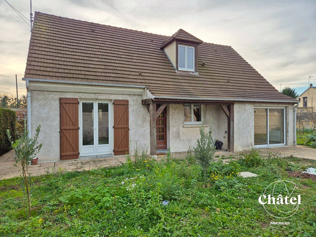 Maison à SAINT-LEU-D&#039;ESSERENT