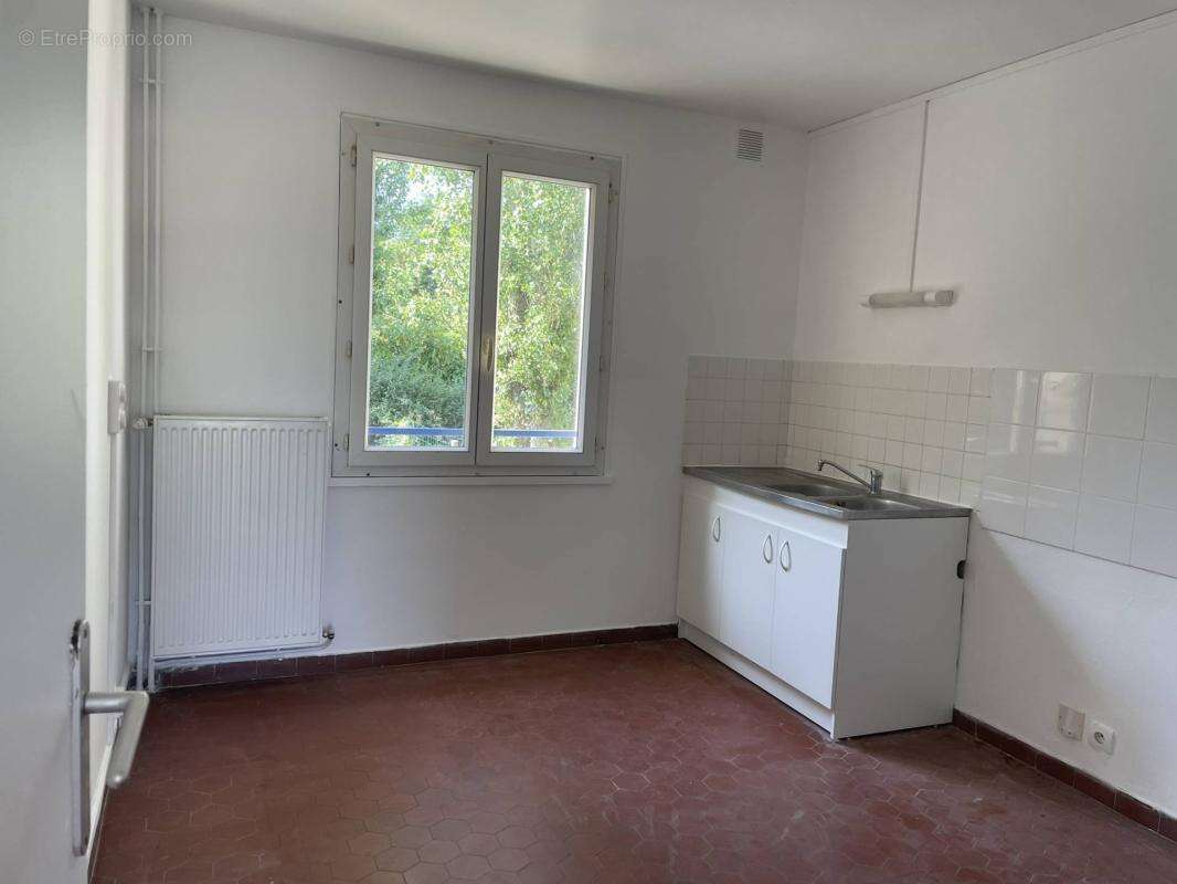 AMBENAY - T5 de 132 m² - photo 14