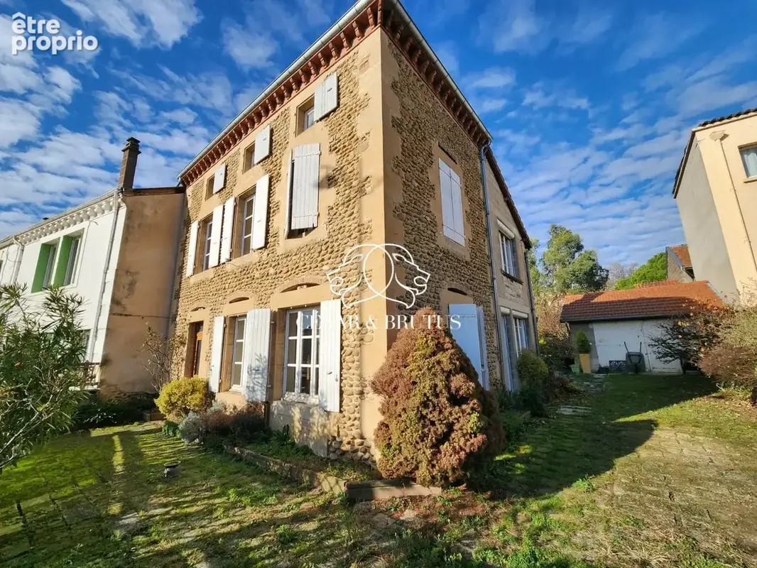 Maison à CHATEAUNEUF-DE-GALAURE