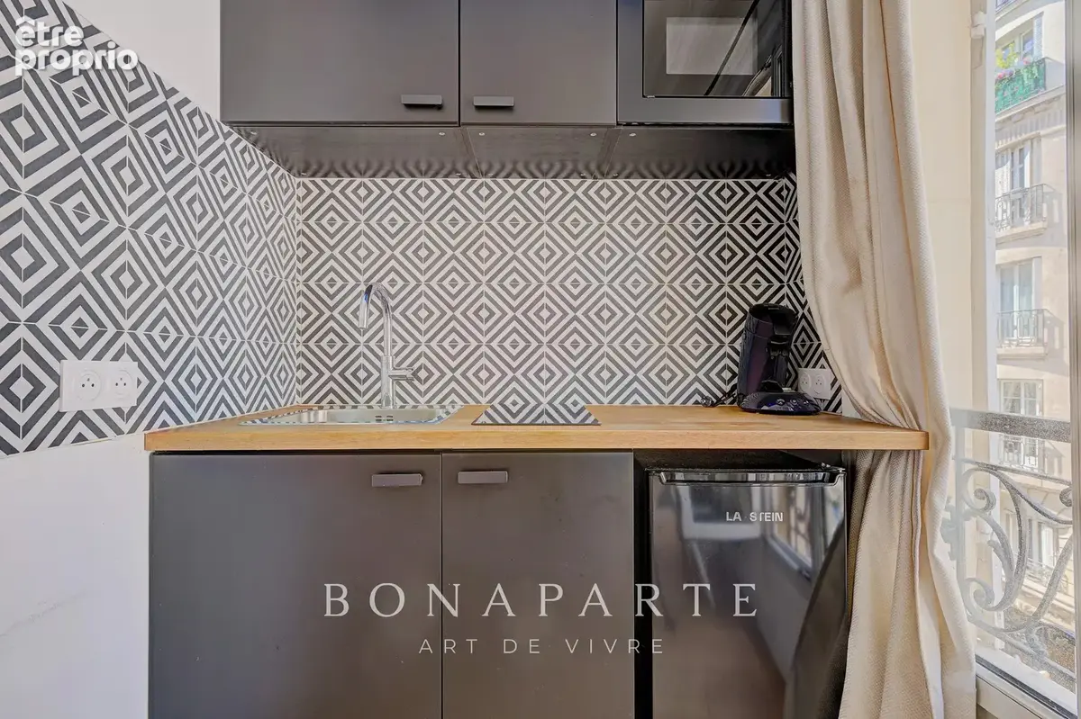 Paris 16 - studio rénové à proximité du triangle d’or - photo 3