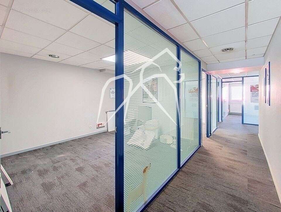 Immeuble à rénover  Rouen Rive Gauche  188 m² - photo 9