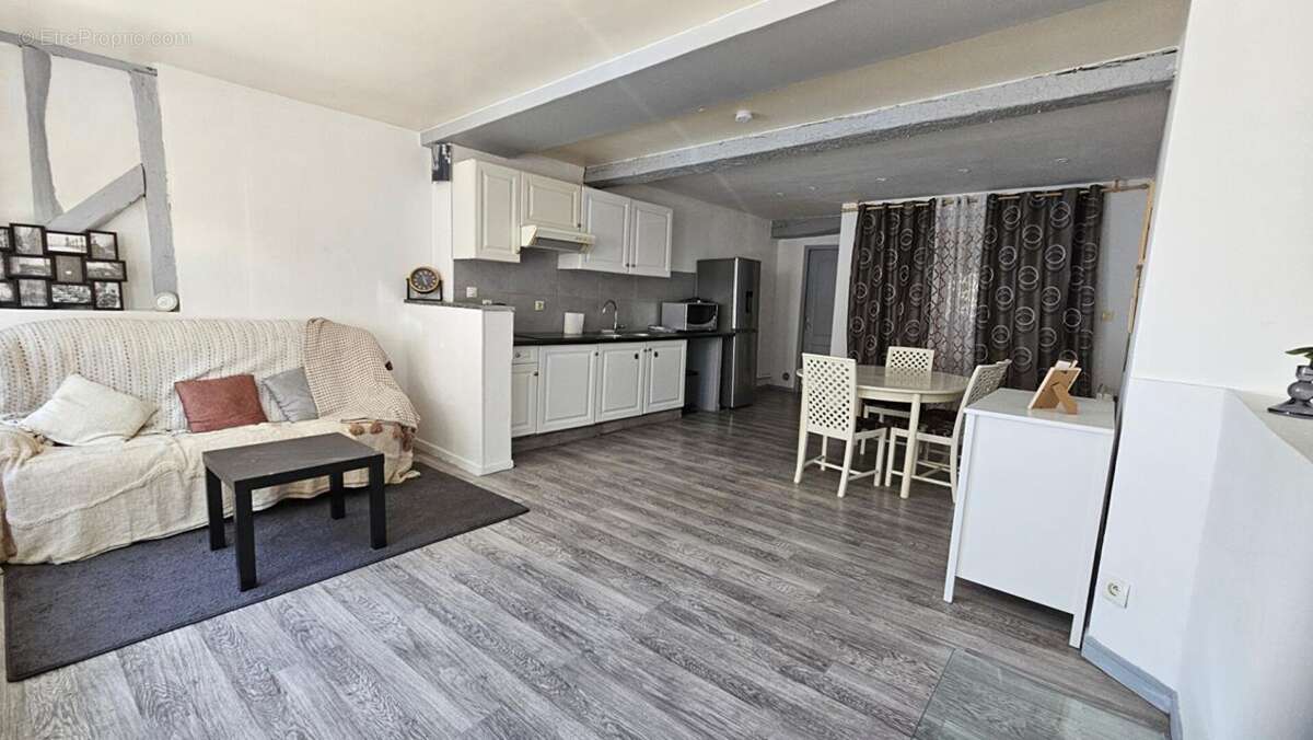 Appartement à BAR-SUR-SEINE