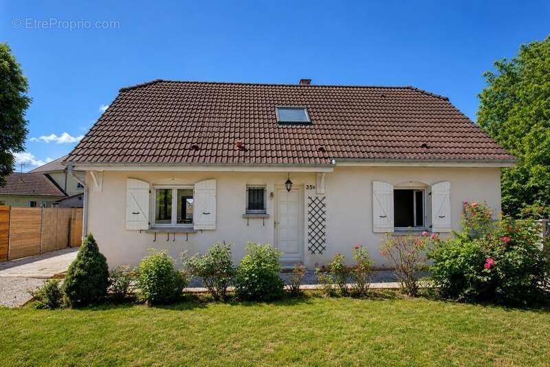 Maison à TAVAUX