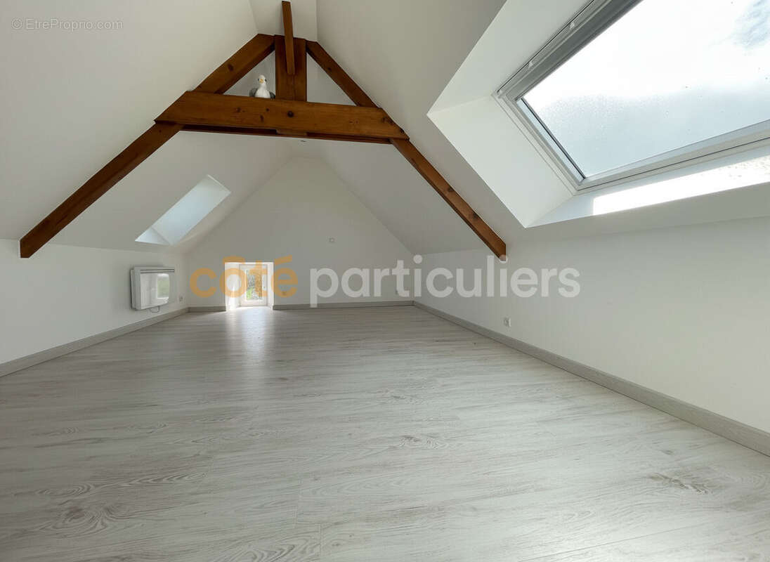 Maison en pierres 7 pièce(s) 153 m2 Montfiquet - photo 15