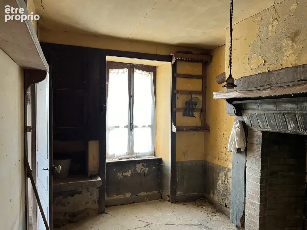 Mi-chemin Brive et Limoges - Belle fermette et dépendances a rénover - photo 10