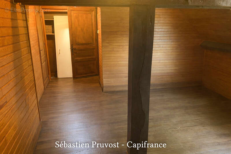 Saint-Front-la-Rivière (24) Maison à vendre 5 pièces, beaux volumes, lumineux, sou-sol aménagé, terrain 2194m2, 2chambres, studi - photo 14