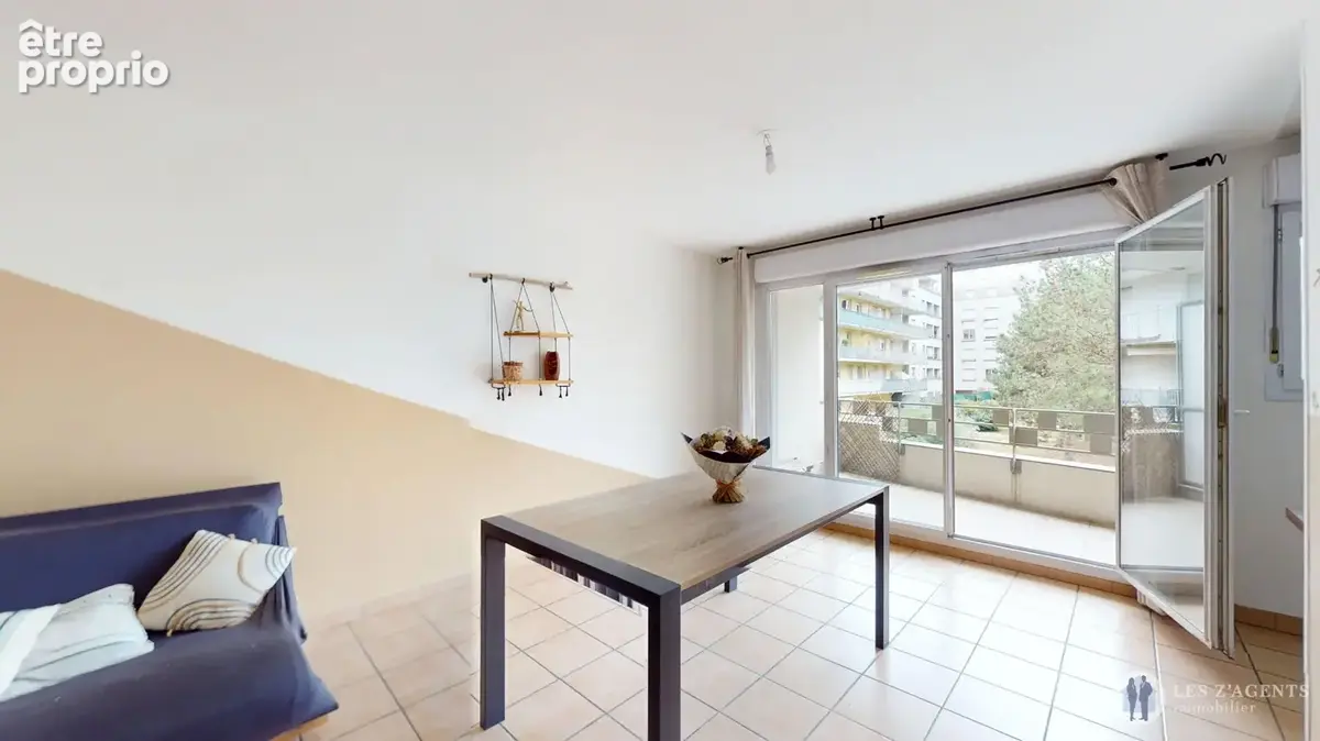 Appartement Grenoble T3 de 69 m2 avec terrasse + cave - photo 2