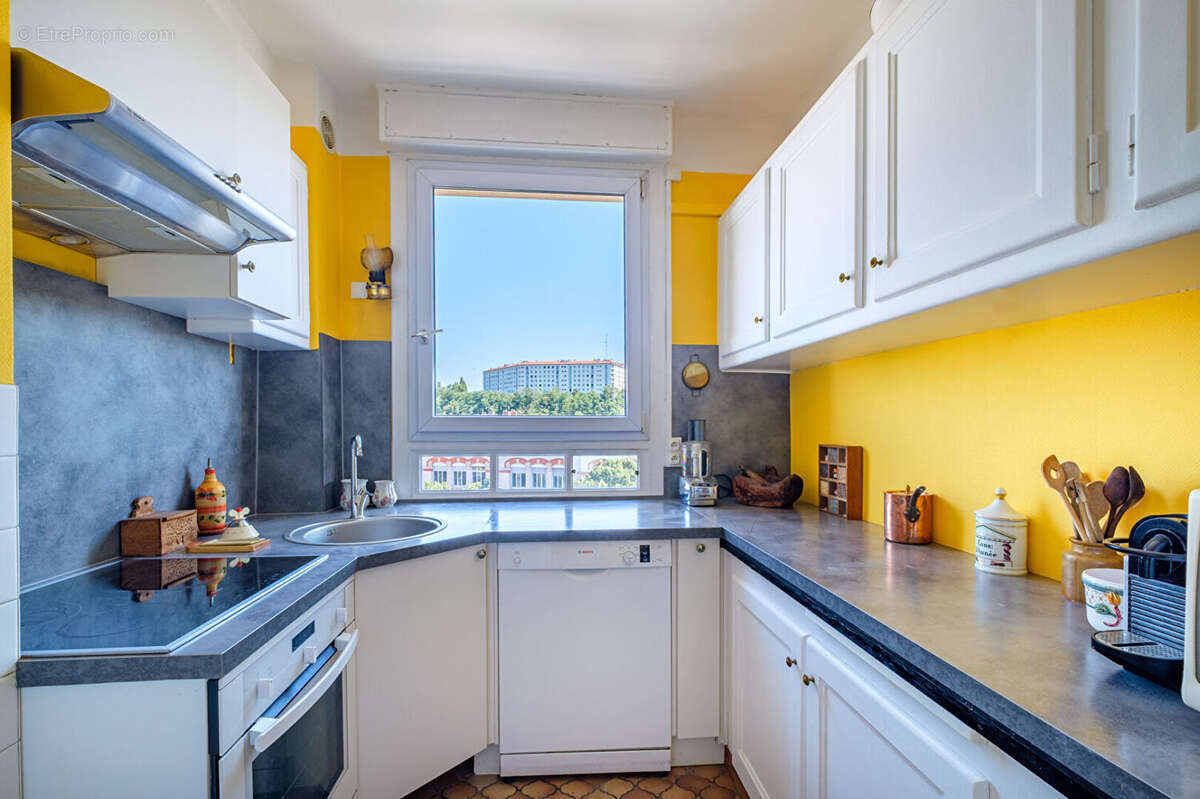 Appartement à LYON-5E