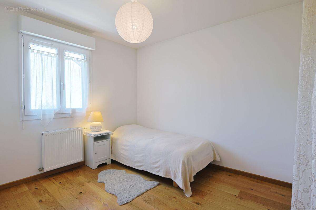 Maison à BRIE-COMTE-ROBERT