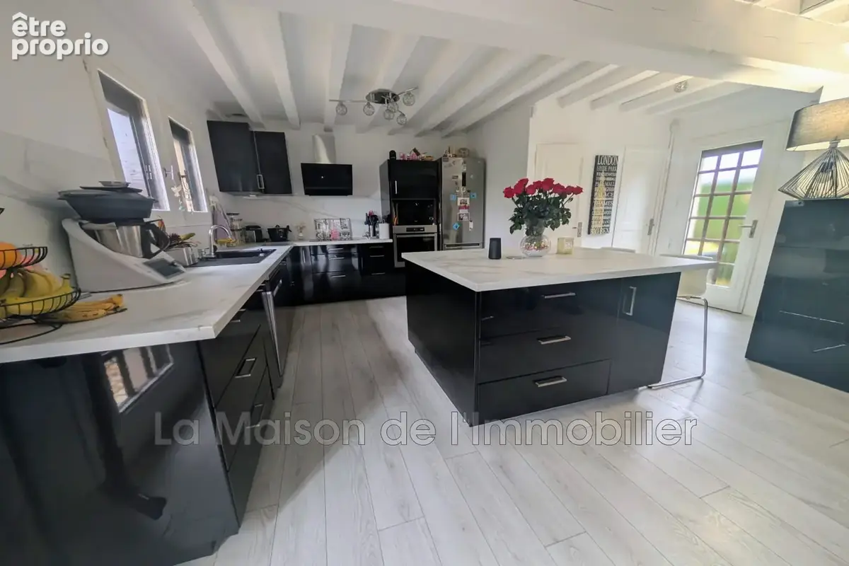 Maison 5 pièces 122 m² à vendre à Tourville-La-Riviere (76410) - photo 3