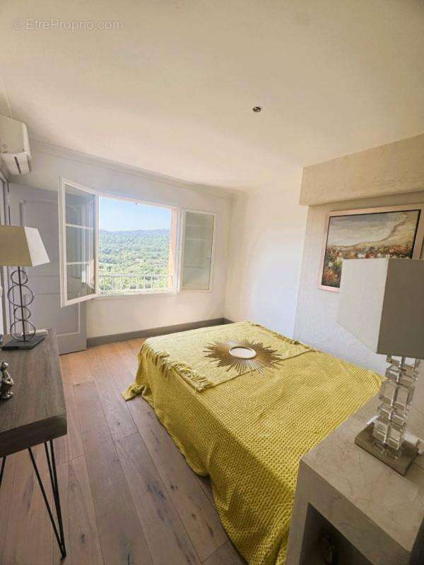 Maison à PLAN-DE-LA-TOUR