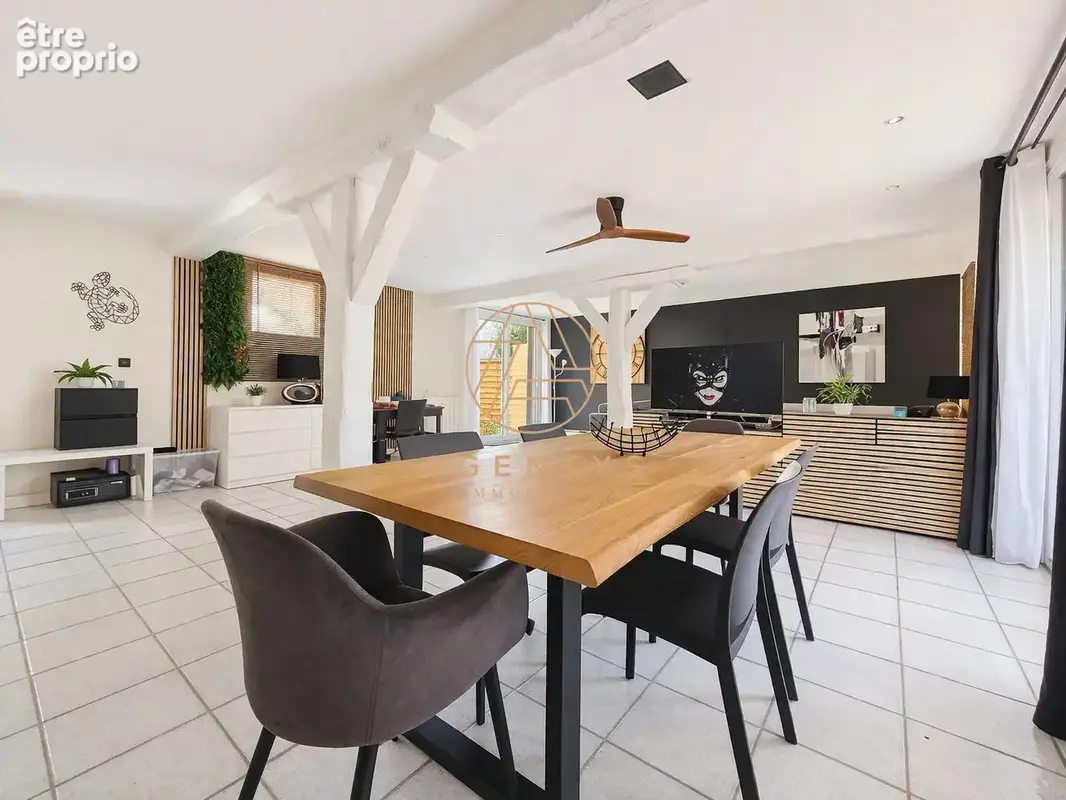 Maison 8 pièces 220 m² à vendre à Emerainville (77184) - photo 4