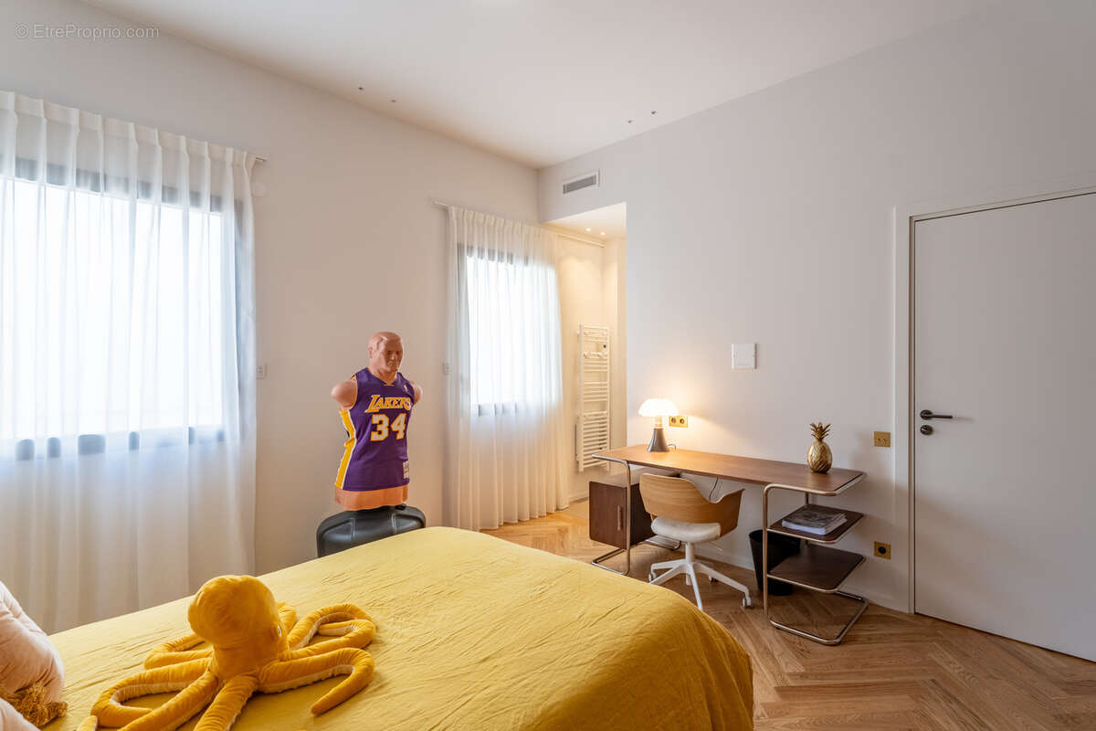 Appartement à MARSEILLE-8E