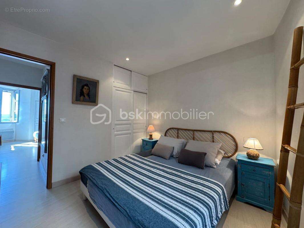 Appartement d'exception avec vue mer à Bonifacio – Une opportunité rare ! - photo 14