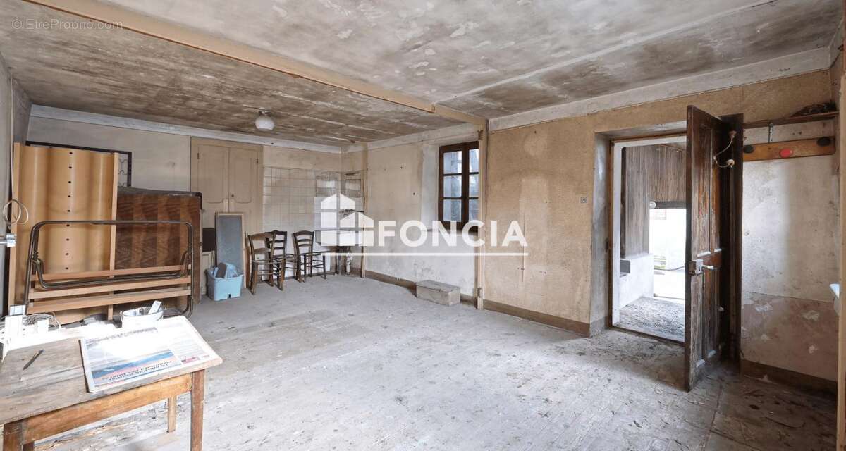 Maison à LA ROCHETTE