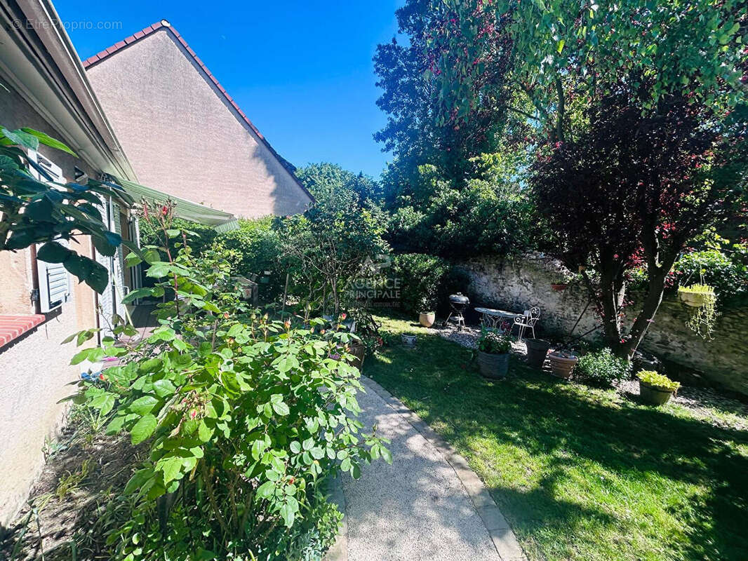 Maison à TRIEL-SUR-SEINE