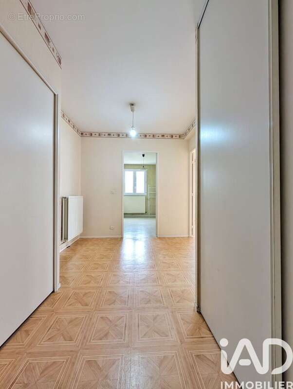 Photo 6 - Appartement à TORCY