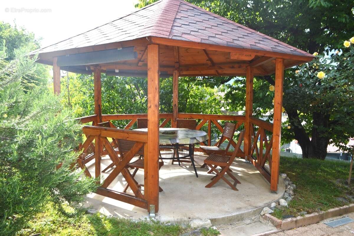 Maison à FROGES