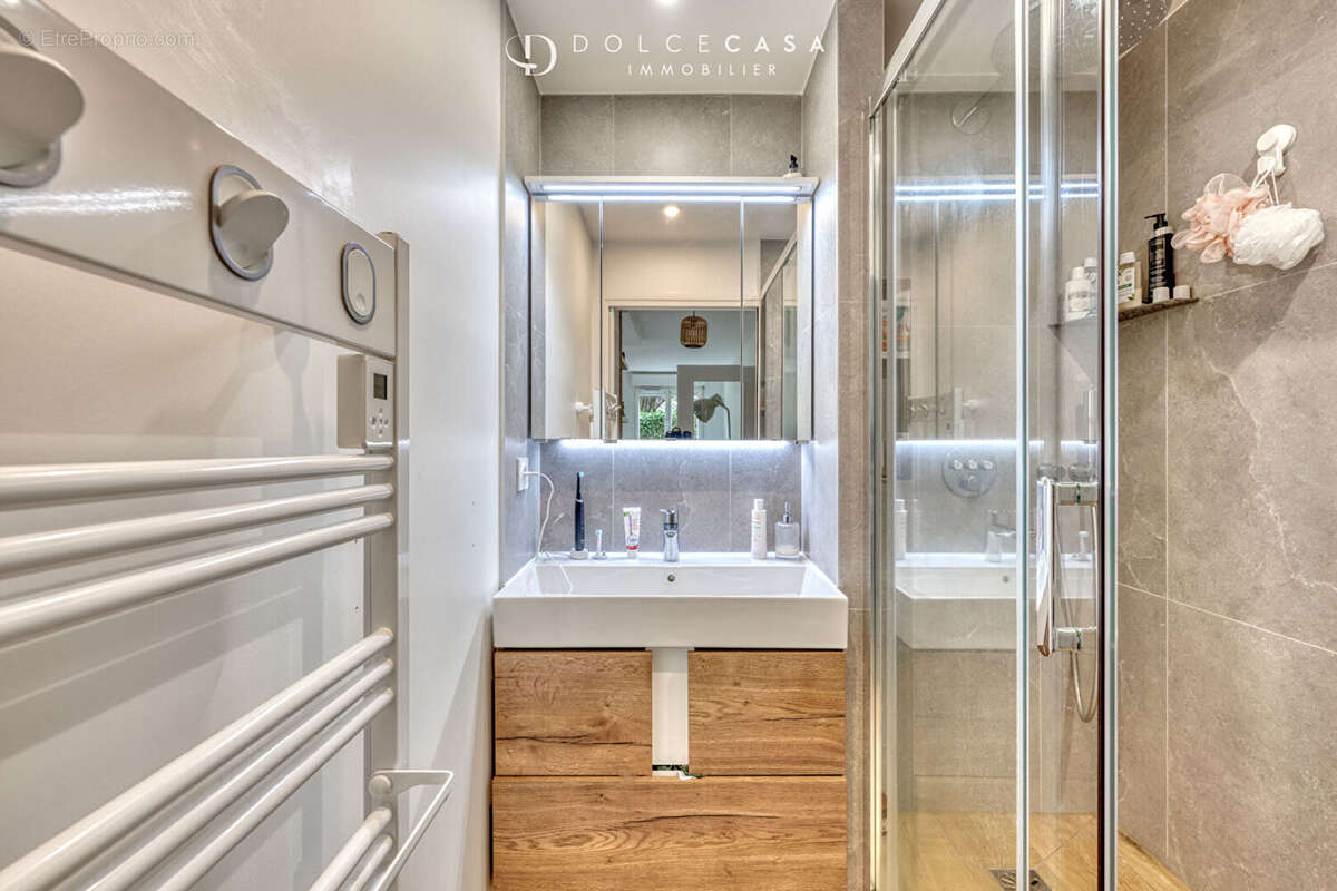 Appartement à NOGENT-SUR-MARNE