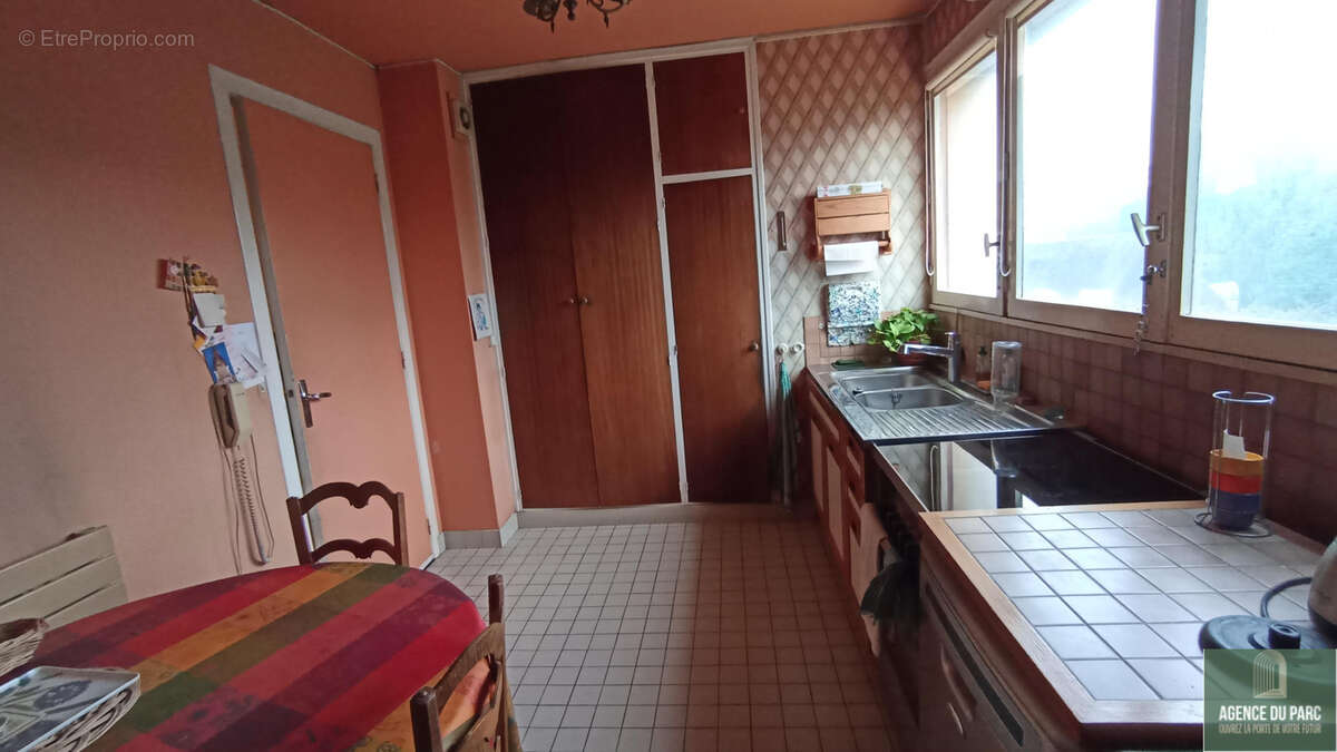 Appartement à VILLE-D'AVRAY