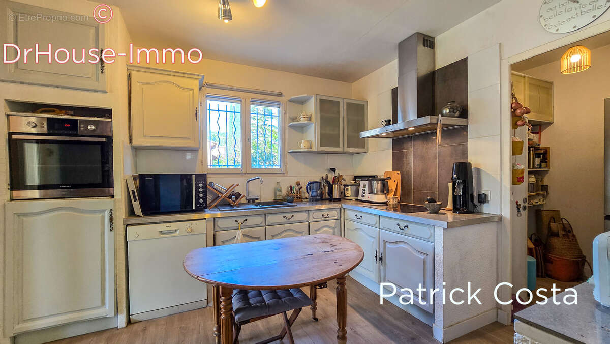 Maison à SOLLIES-PONT