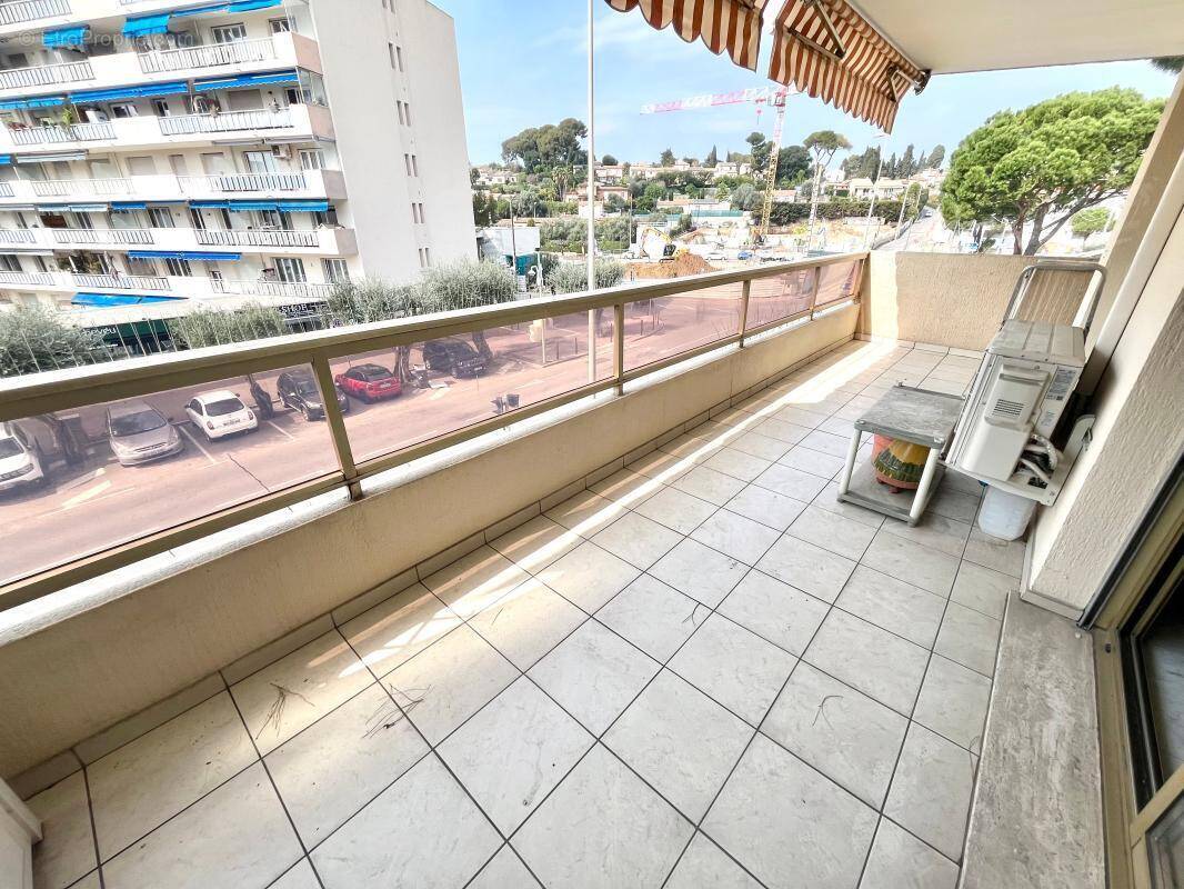 Appartement à LE CANNET