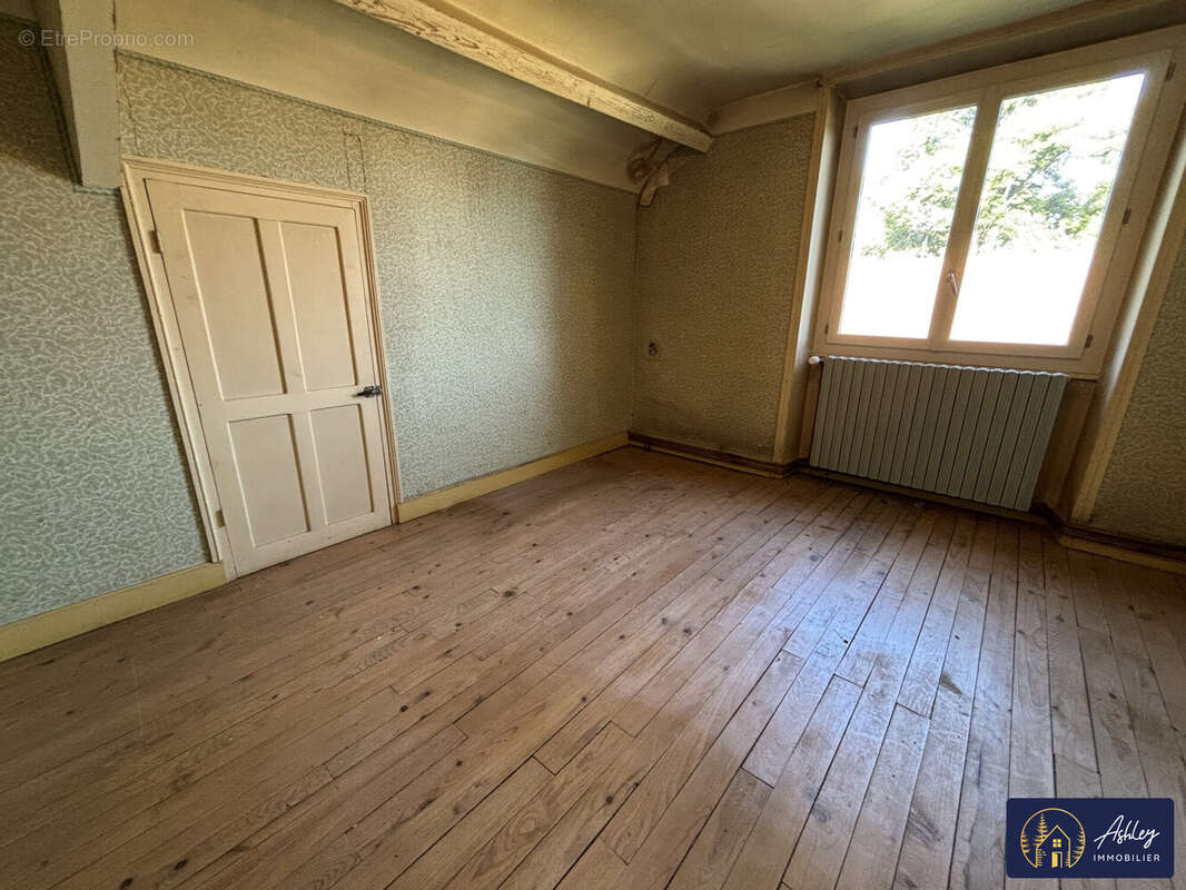 Maison 124 m² à Beaulieu  - photo 6