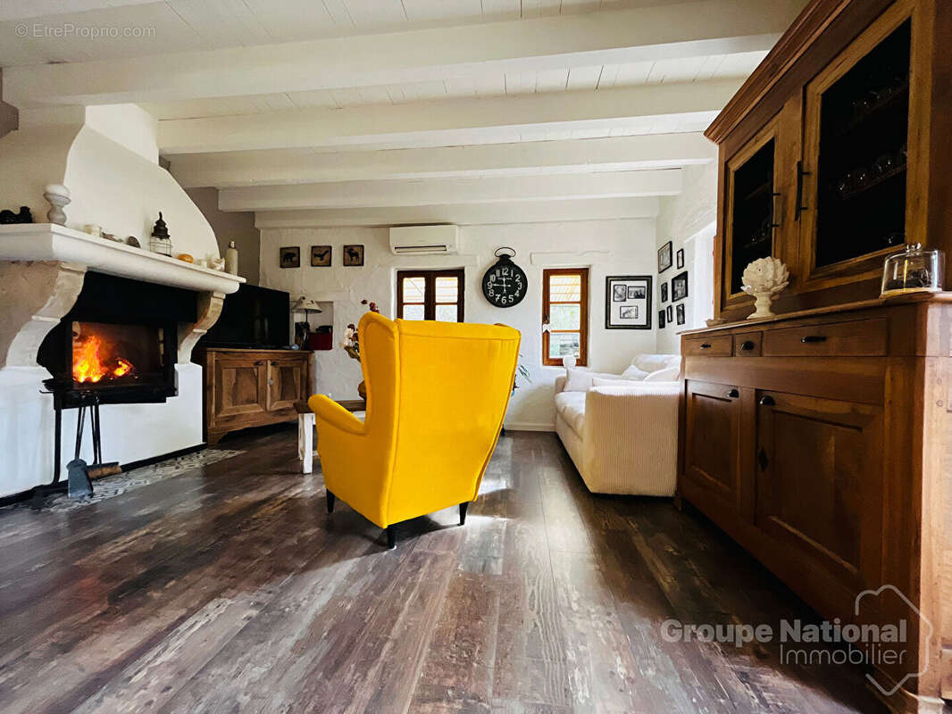 Maison à SAINT-ANDRE-DE-ROQUEPERTUIS