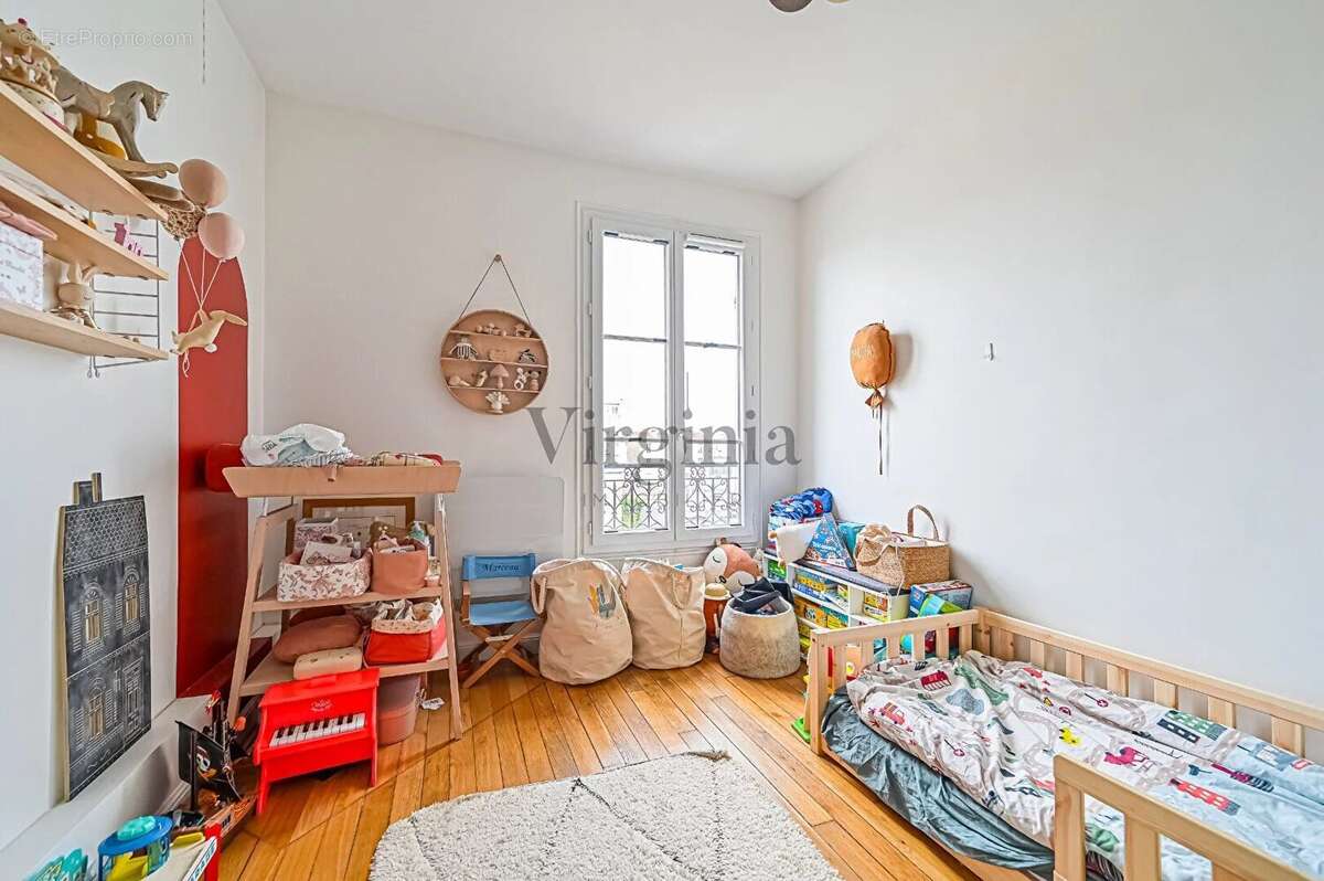 Appartement à CHARENTON-LE-PONT