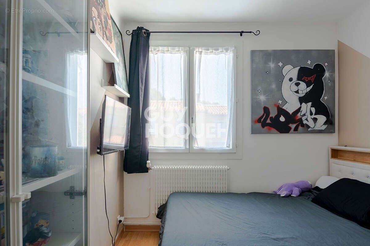 Proche Toutes Commodités - Maison T4 avec Grand Garage et Jardin - photo 9