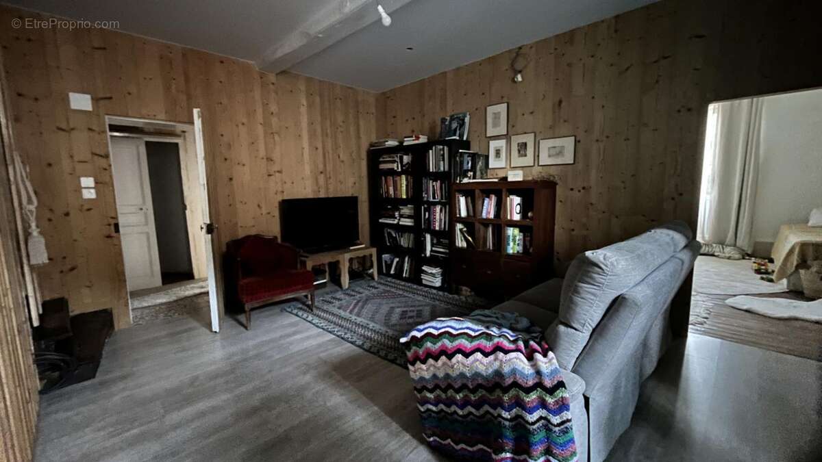 Maison à LUCENAY-L&#039;EVEQUE