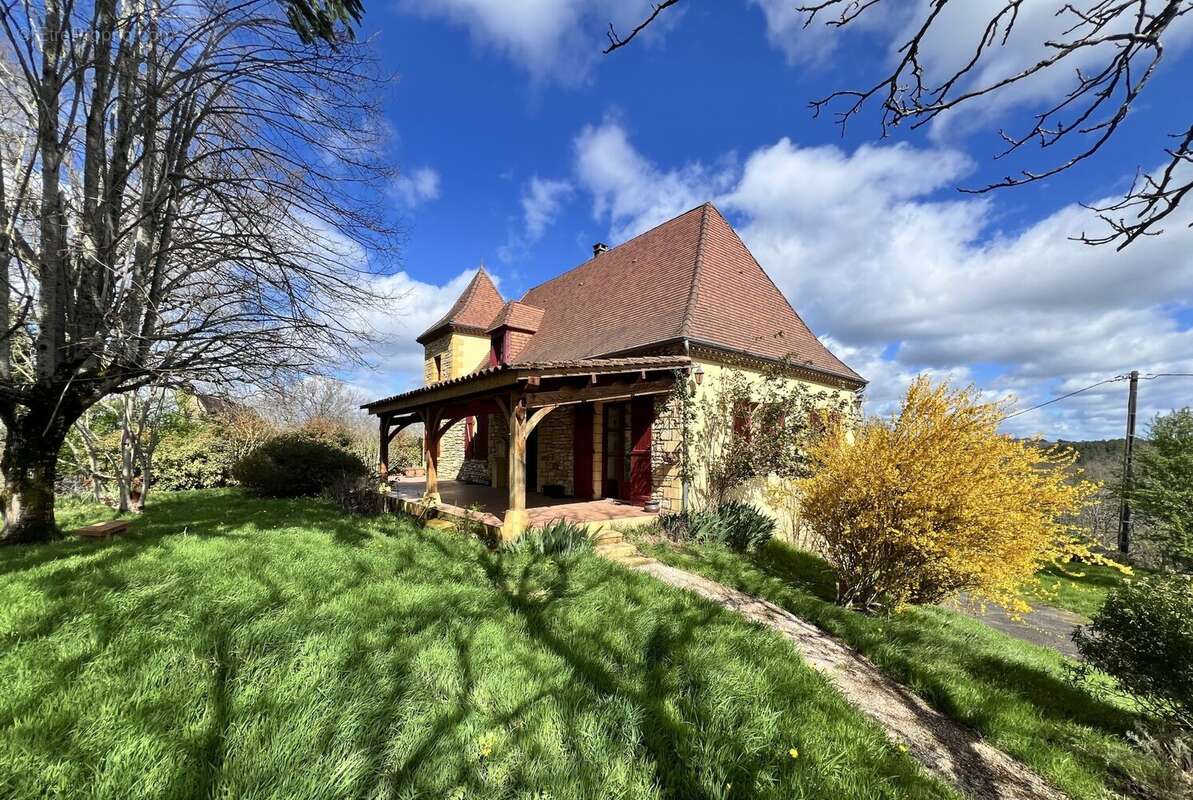 Maison à SAINTE-FOY-DE-BELVES