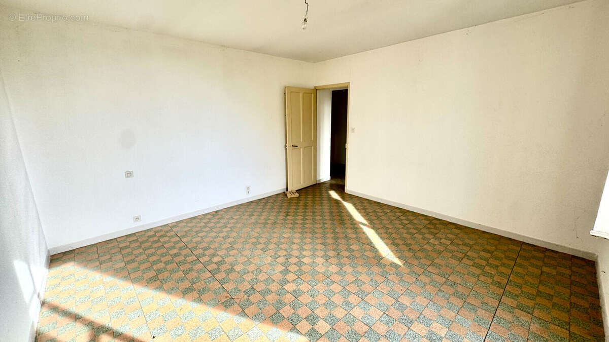 Maison à ALTHEN-DES-PALUDS