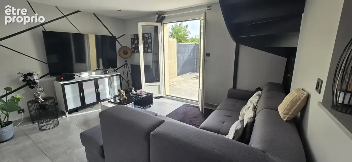 Maison de ville vonnas 3 chambres garage 2 terasses - photo 2