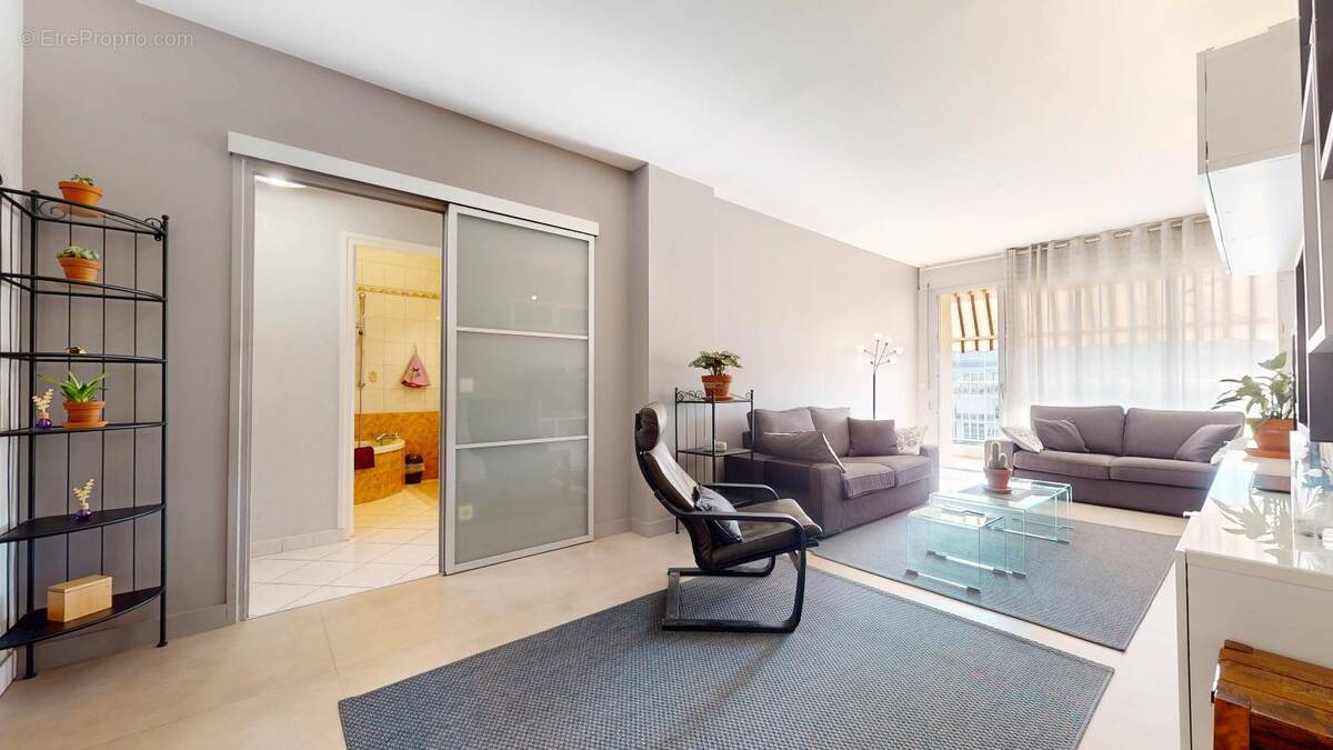 Appartement à LYON-5E