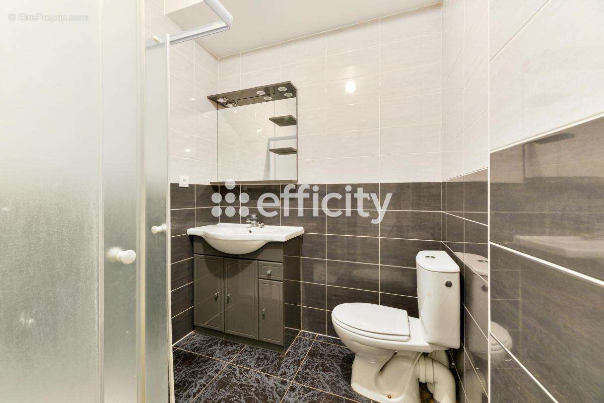 Maison à AIGREFEUILLE-SUR-MAINE