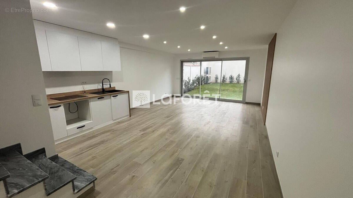 Maison à ORMESSON-SUR-MARNE