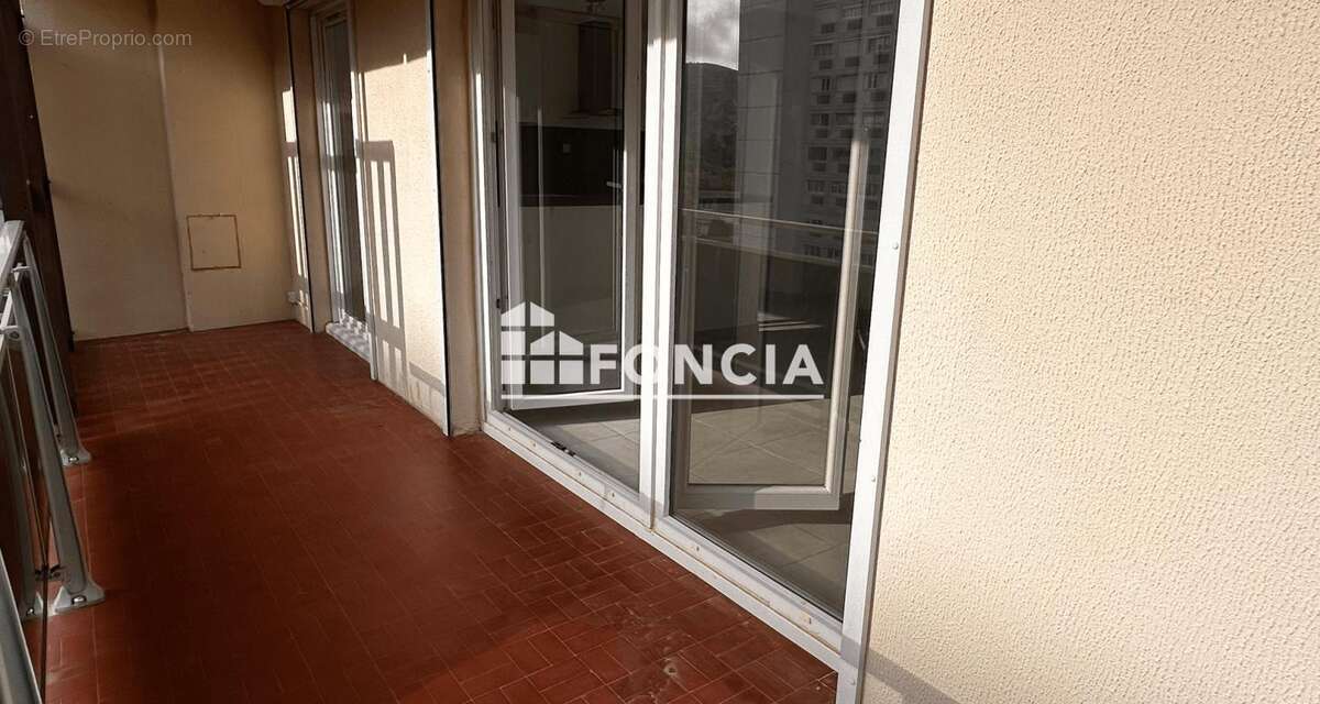 Appartement à MARSEILLE-10E