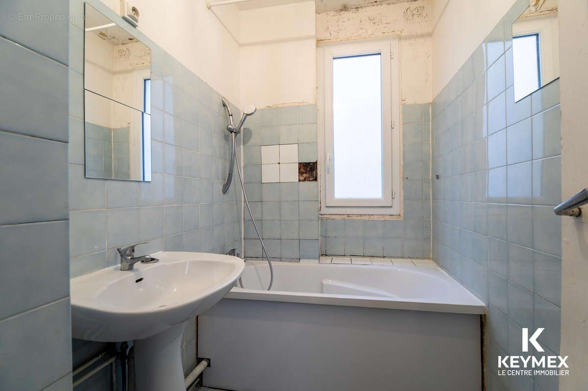 Appartement à PARIS-11E