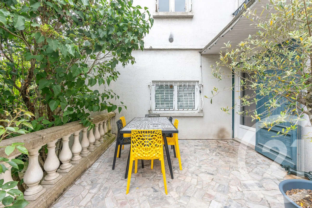 Maison à CHAMPIGNY-SUR-MARNE