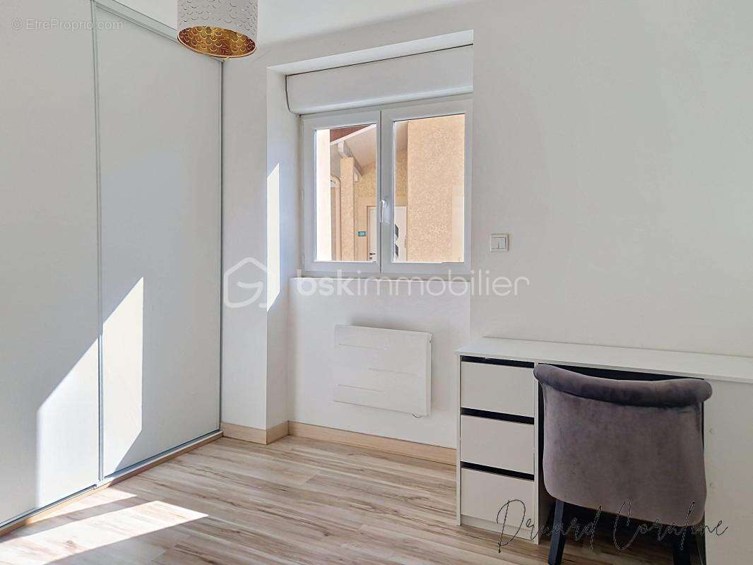 Appartement à POISAT