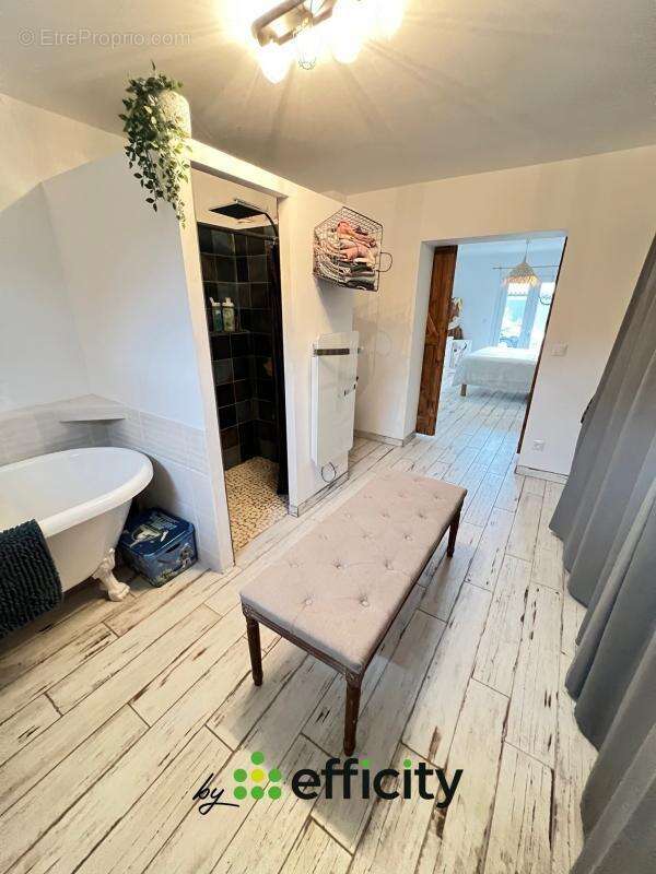 Maison à CHATILLON-SUR-CHALARONNE