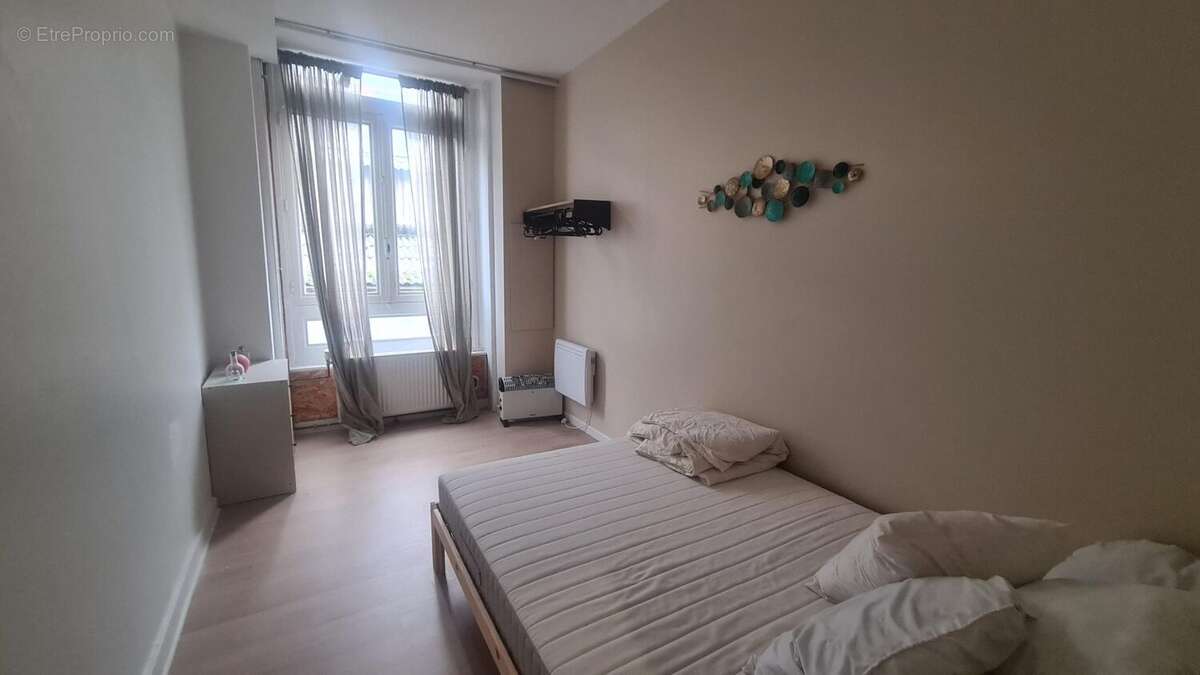 Appartement à SAINT-ETIENNE