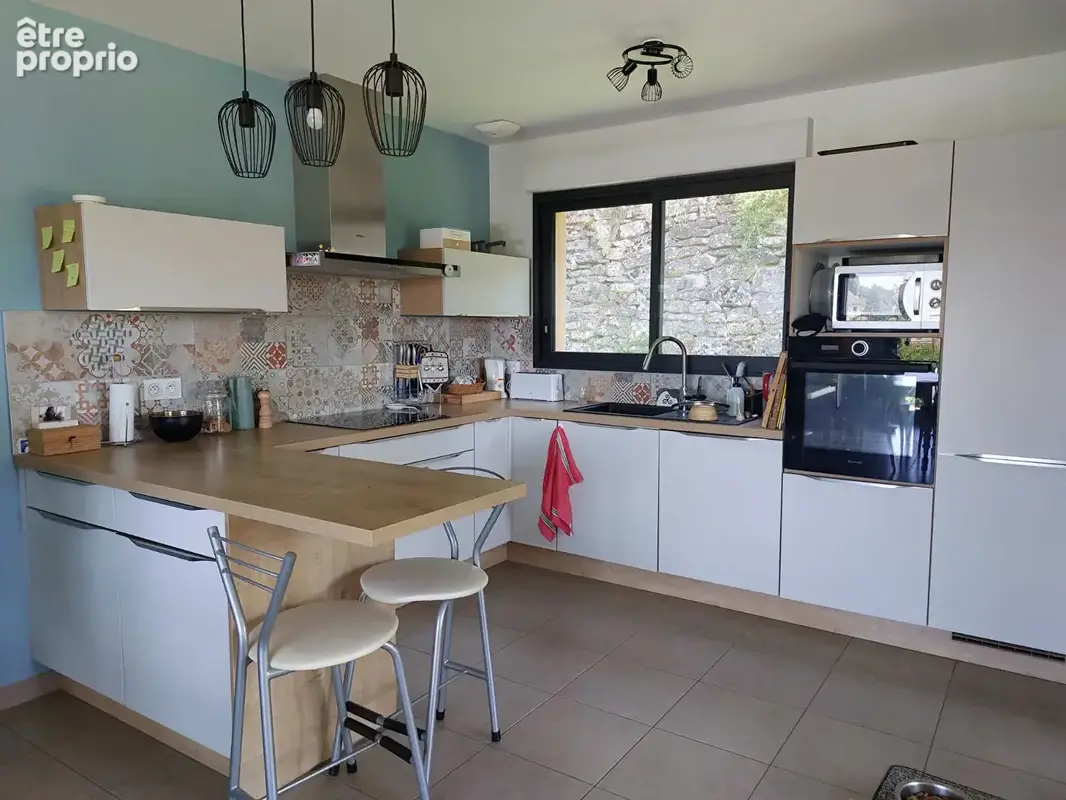 Pavillon plain pied T4 104m² + garage+parking - photo 6