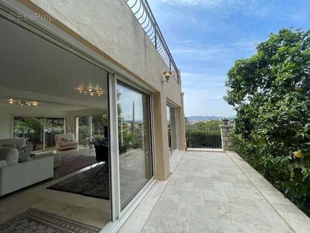 Maison à CANNES