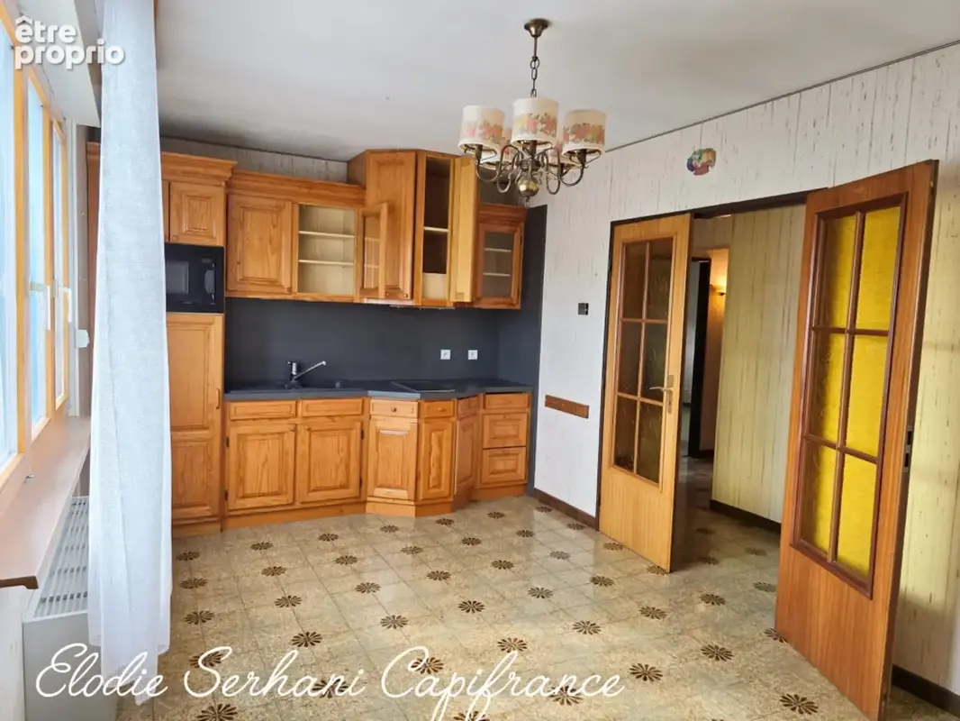 En Exclusivité, maison familiale T9 de 235m2 habitable à Montbéliard - photo 8
