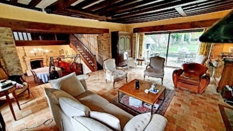 Maison à CREPY-EN-VALOIS